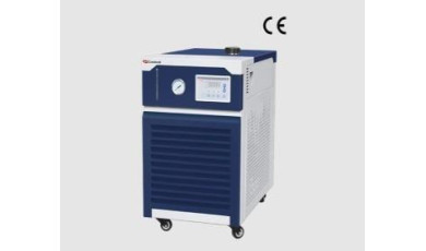 Circulating chillers and heaters